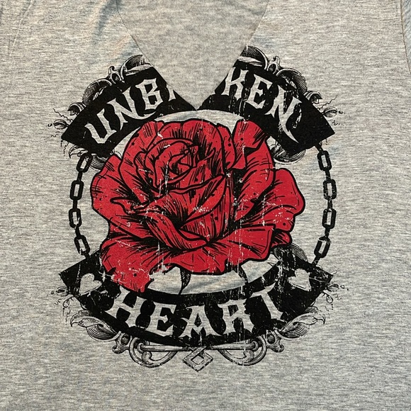 Local Lab Graphic T-Shirt - Picture 4 of 9